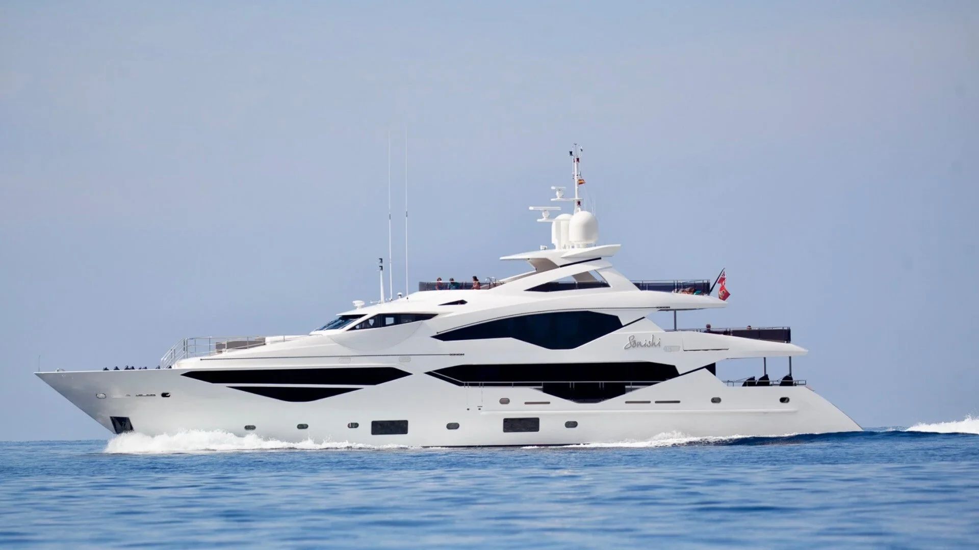 Sunseeker 131 · Cannes