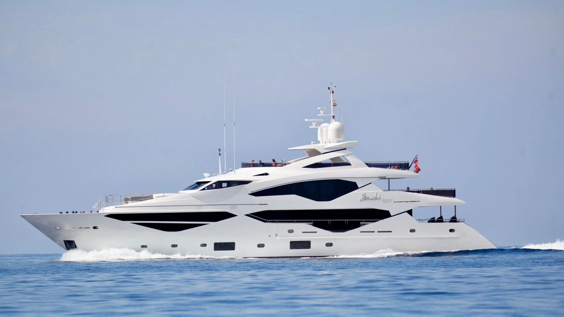 Sunseeker 131 · Cannes