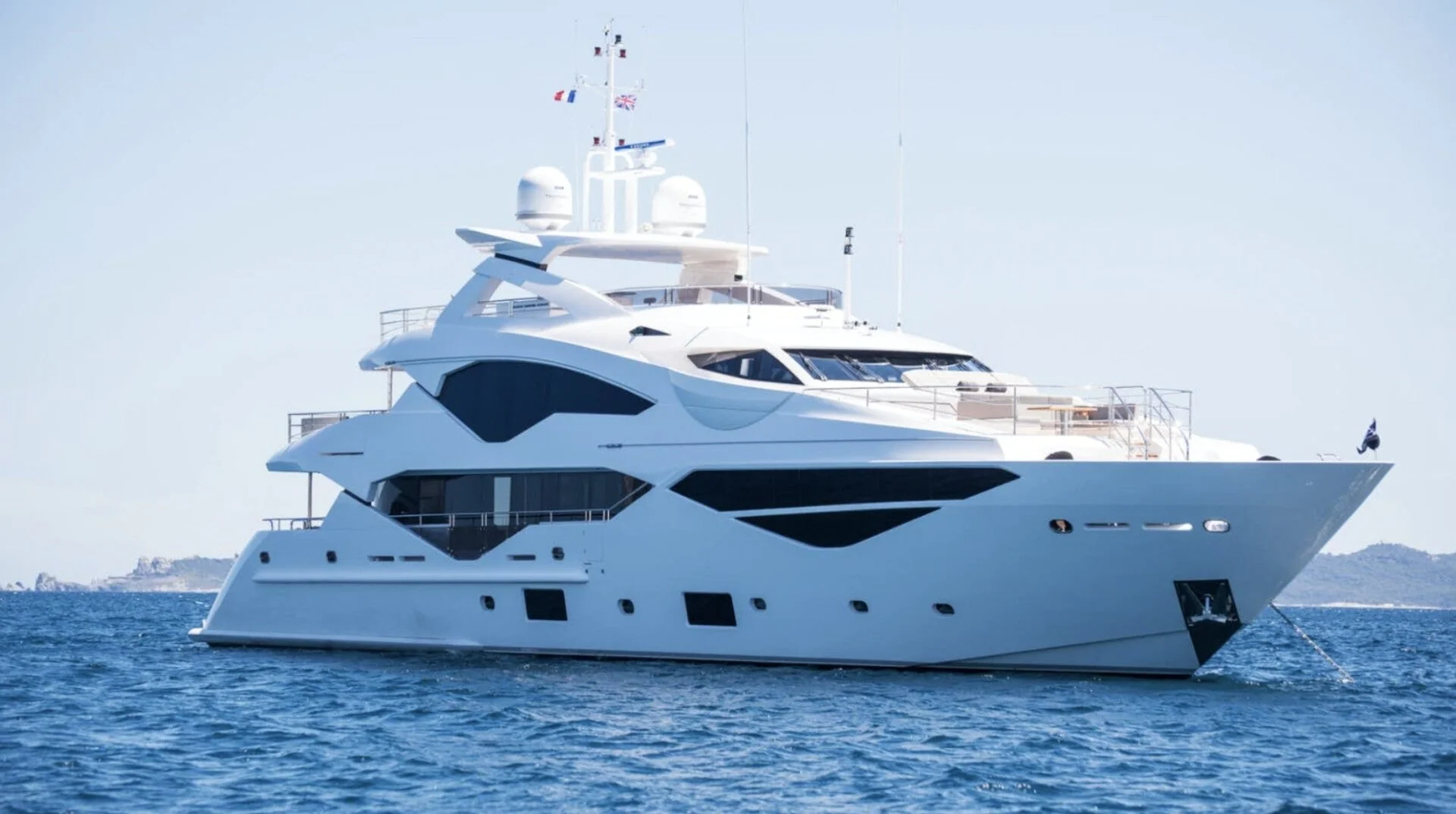 Sunseeker 131 · Antibes 3
