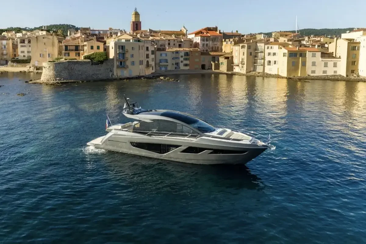 Sunseeker Predator 65 7