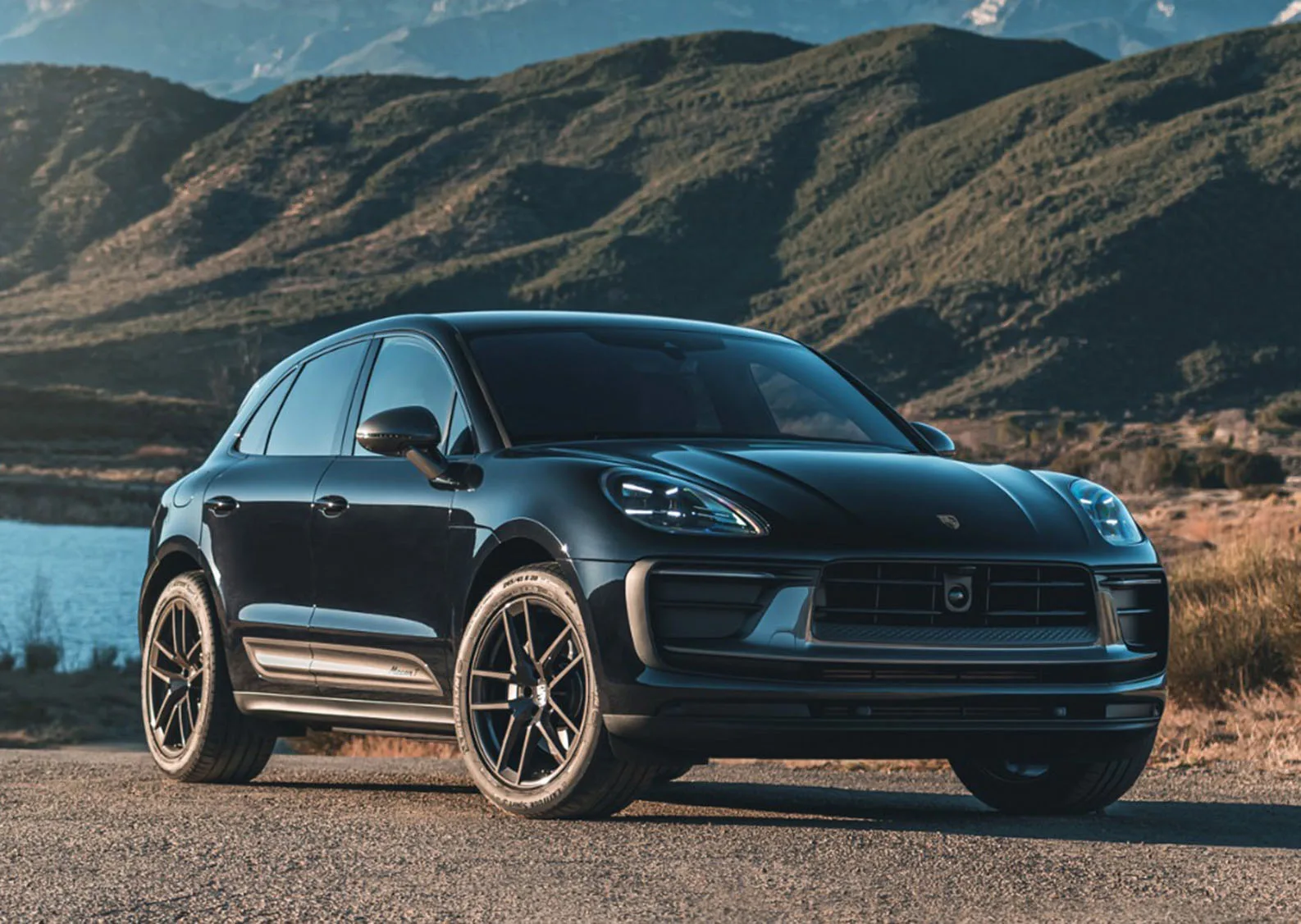 Porsche Macan S · Audi RSQ3
