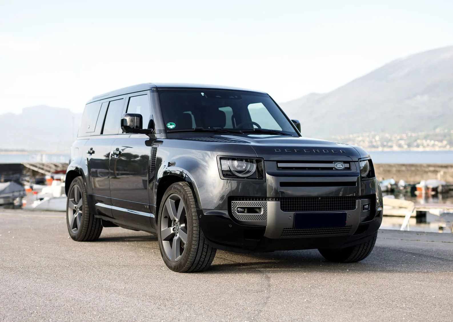 Land Rover Defender 110