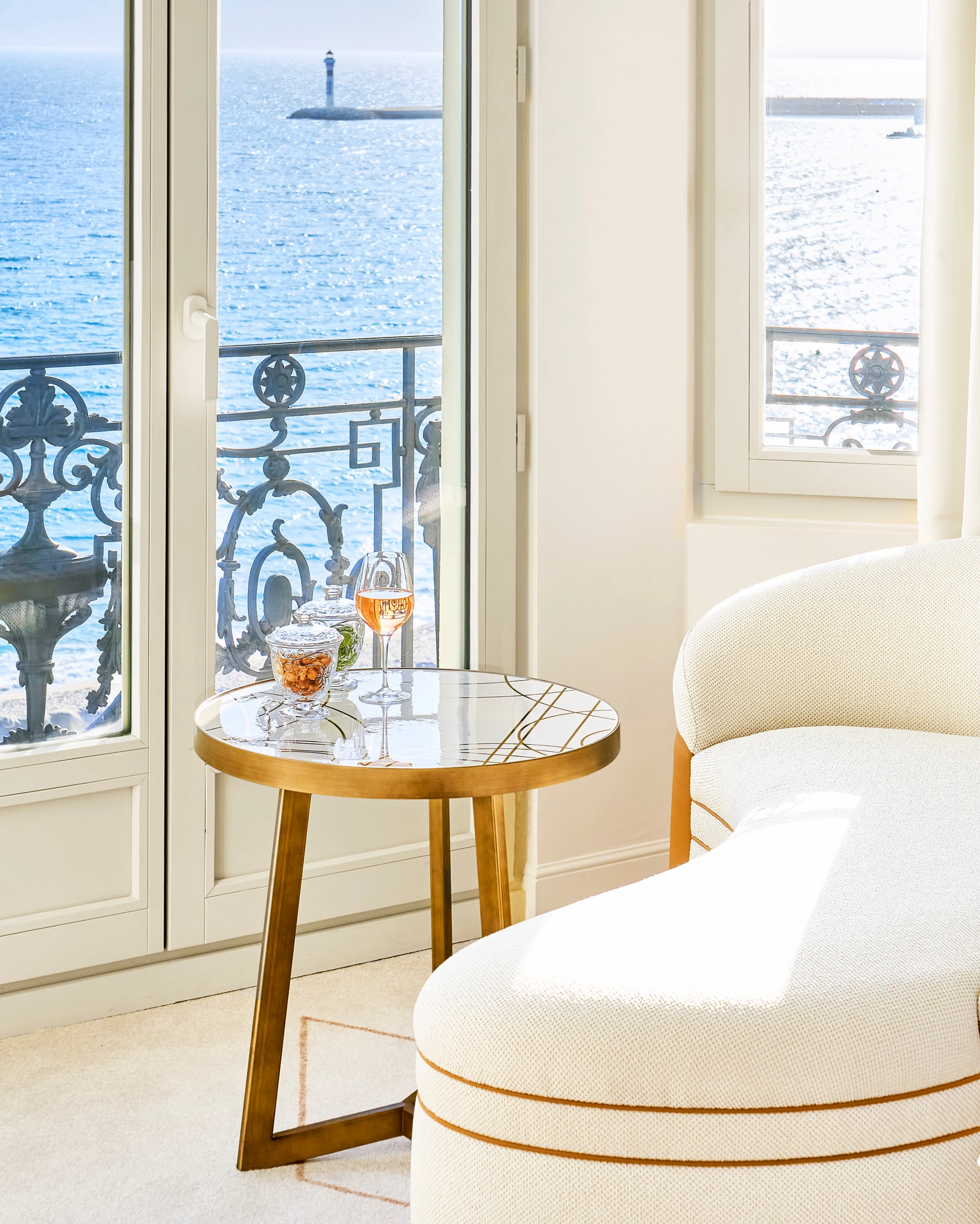 Carlton Cannes, a Regent Hotel — 3
