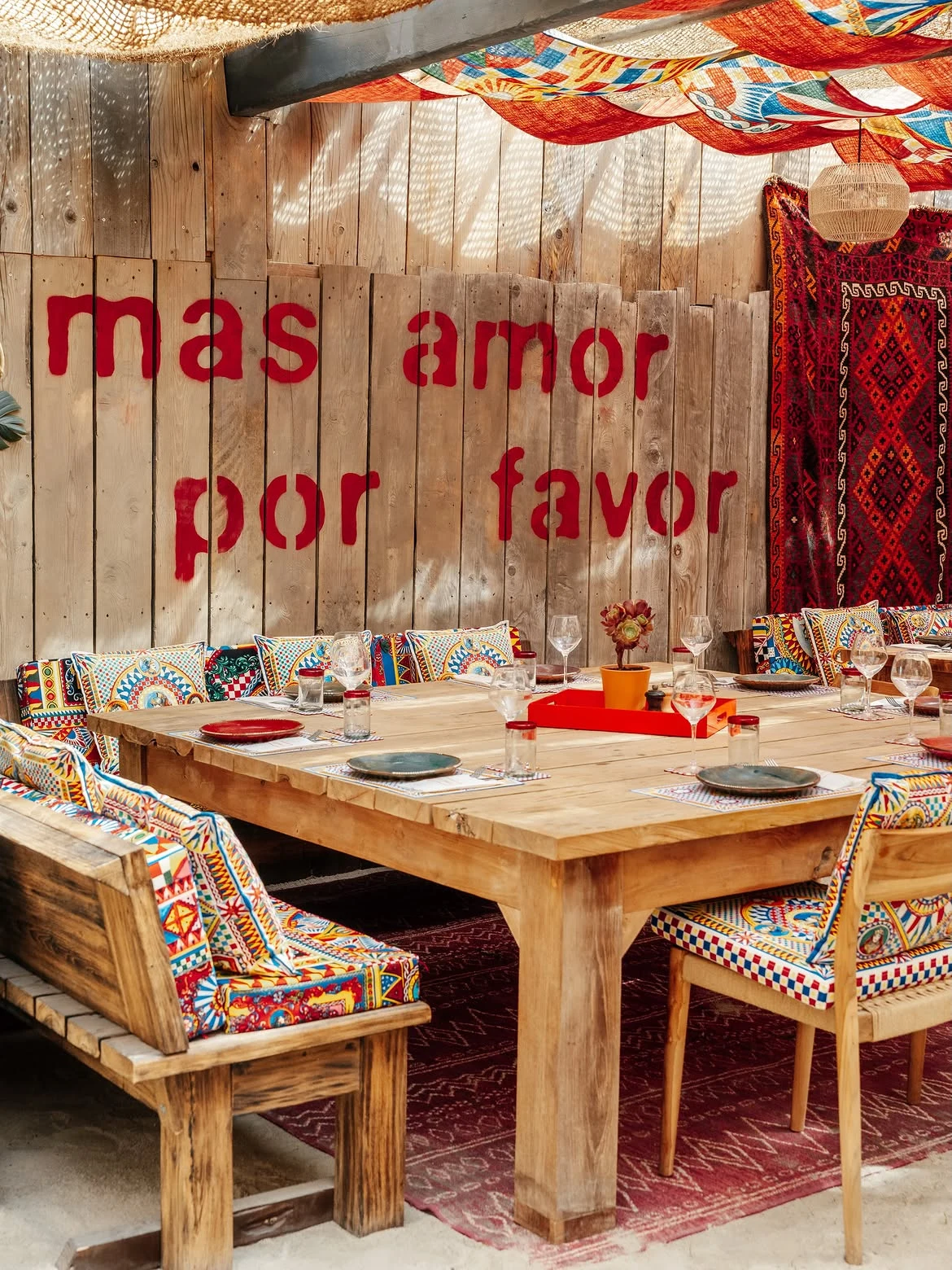 Casa Amor — 7