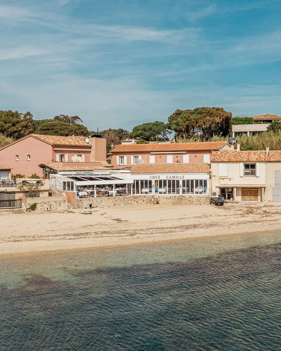 Chez Camille — 4