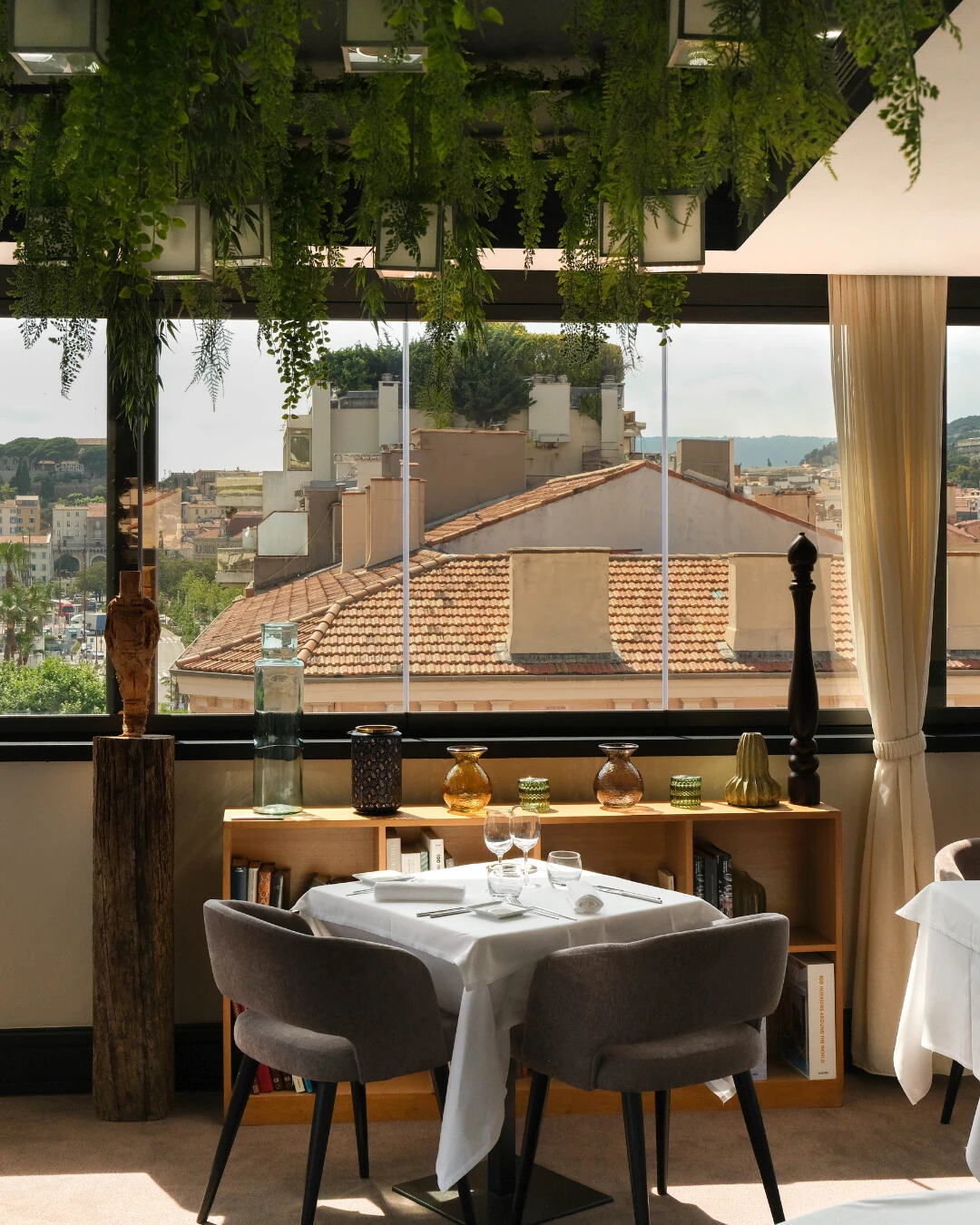 Le Roof — 3