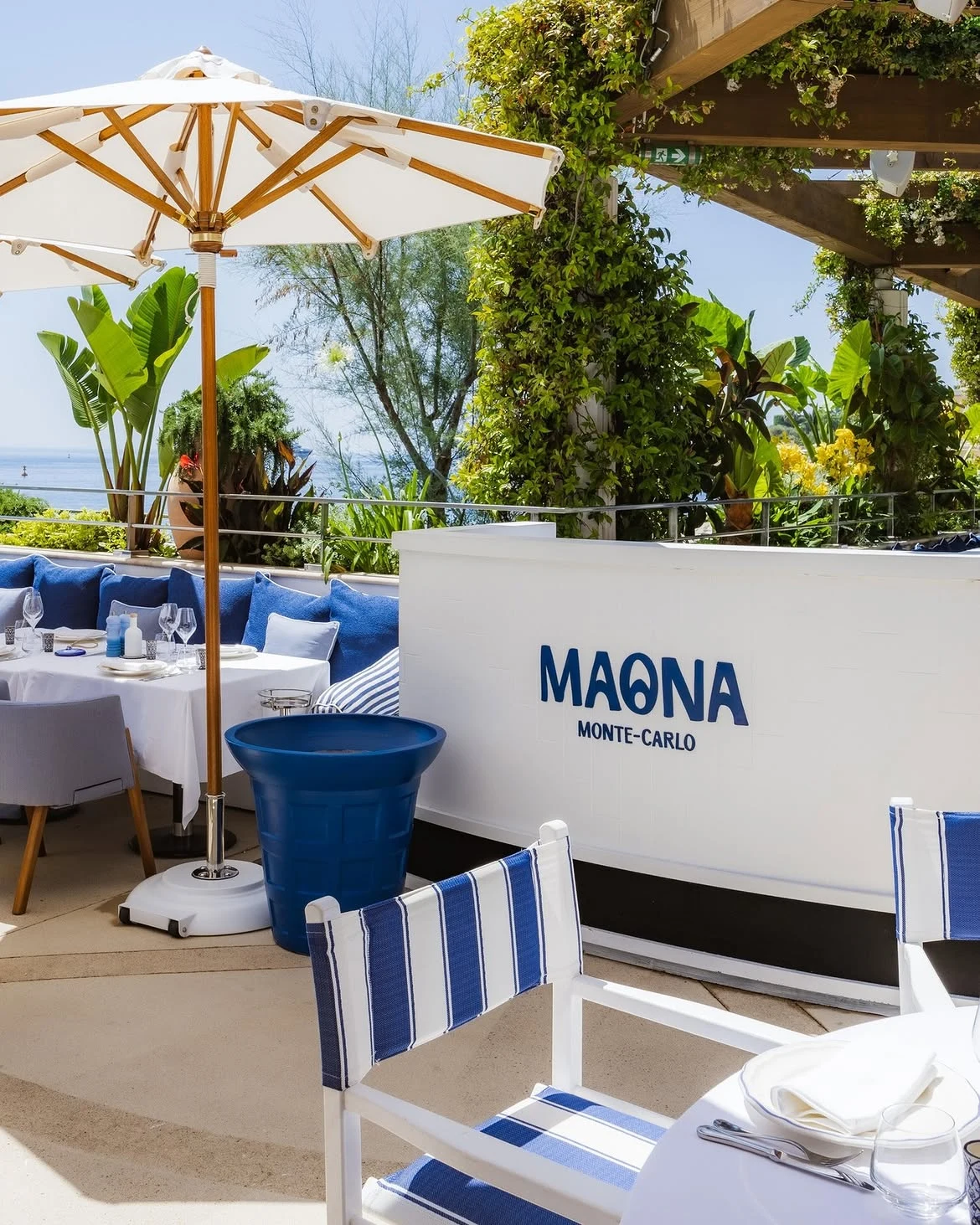 Maona Monte-Carlo